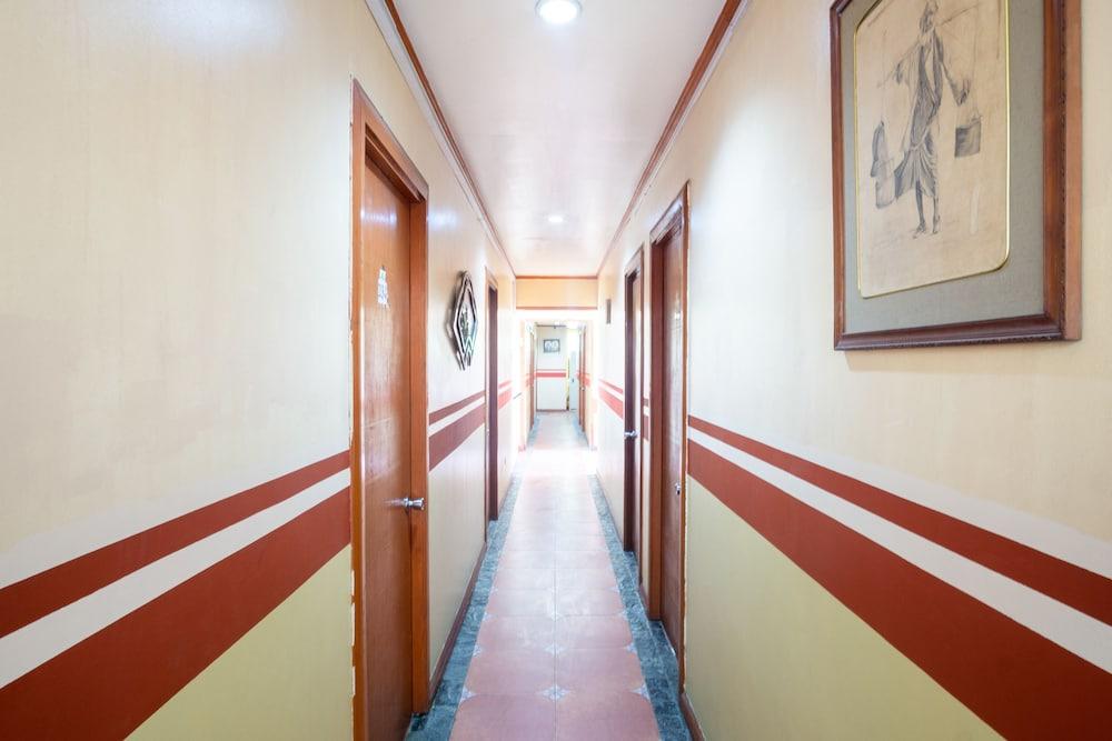 Reddoorz At Maanyag Pension House Mandaue Cebu Exterior photo