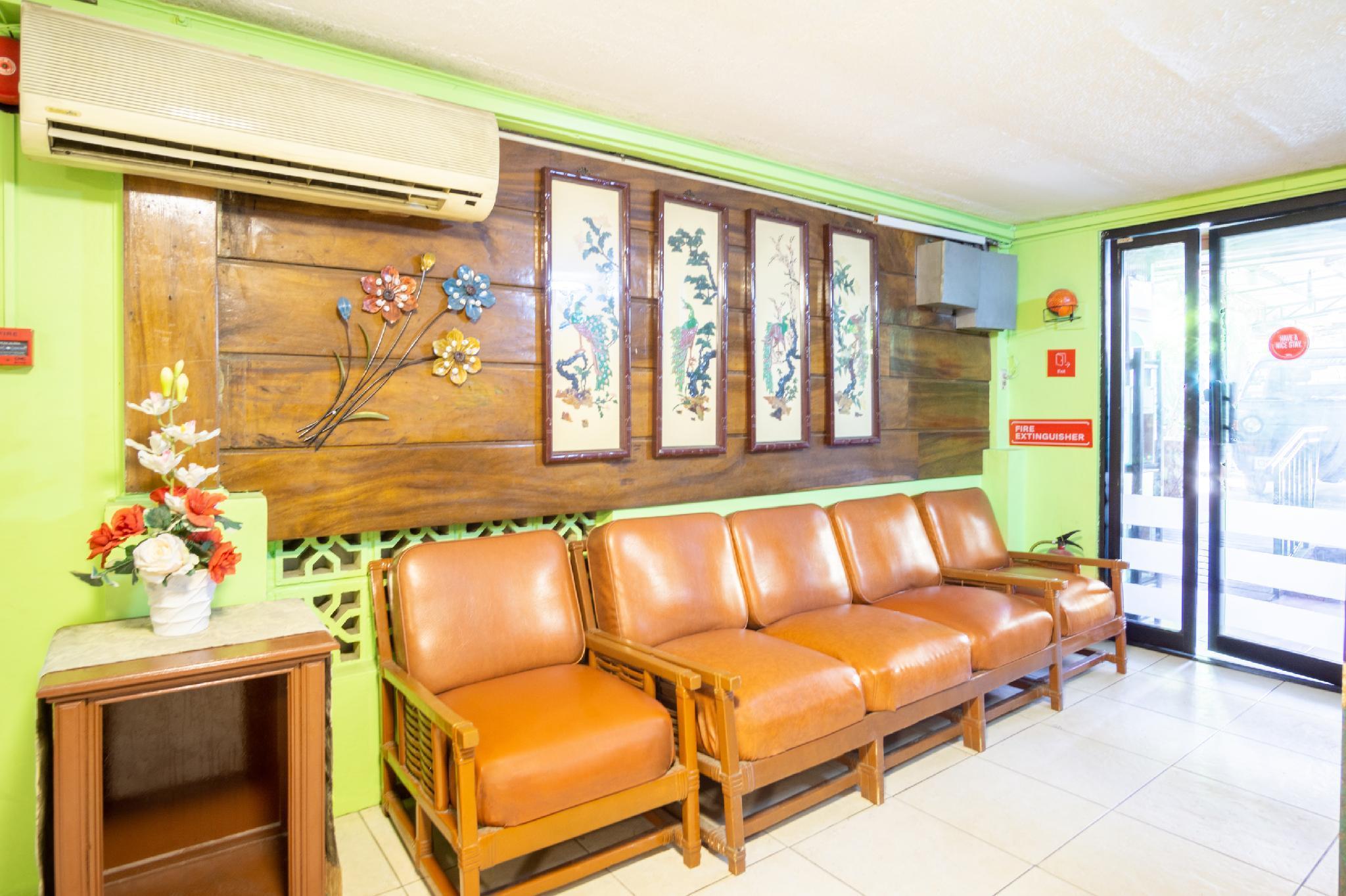Reddoorz At Maanyag Pension House Mandaue Cebu Exterior photo