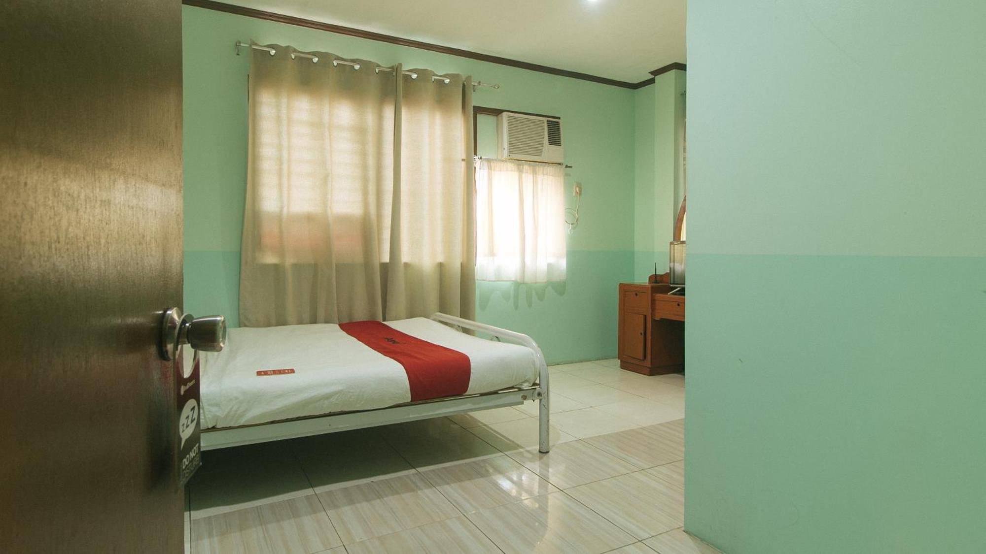 Reddoorz At Maanyag Pension House Mandaue Cebu Exterior photo