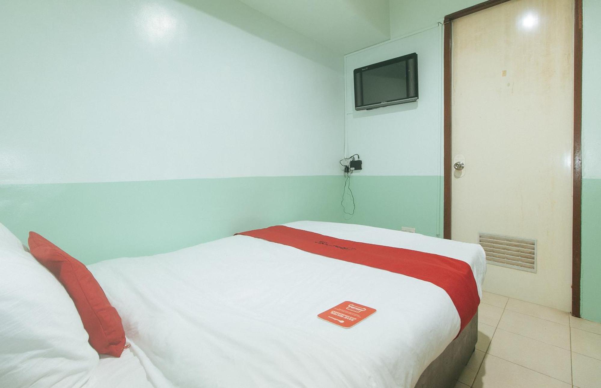 Reddoorz At Maanyag Pension House Mandaue Cebu Exterior photo