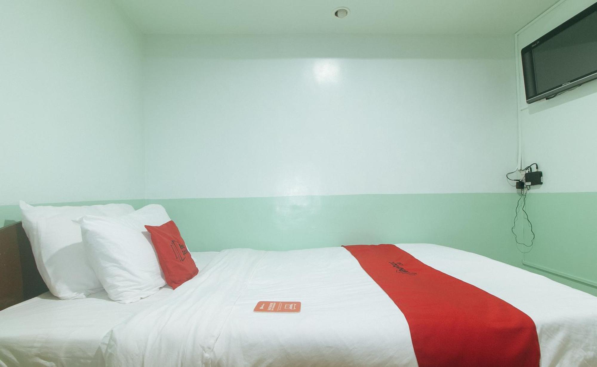 Reddoorz At Maanyag Pension House Mandaue Cebu Exterior photo