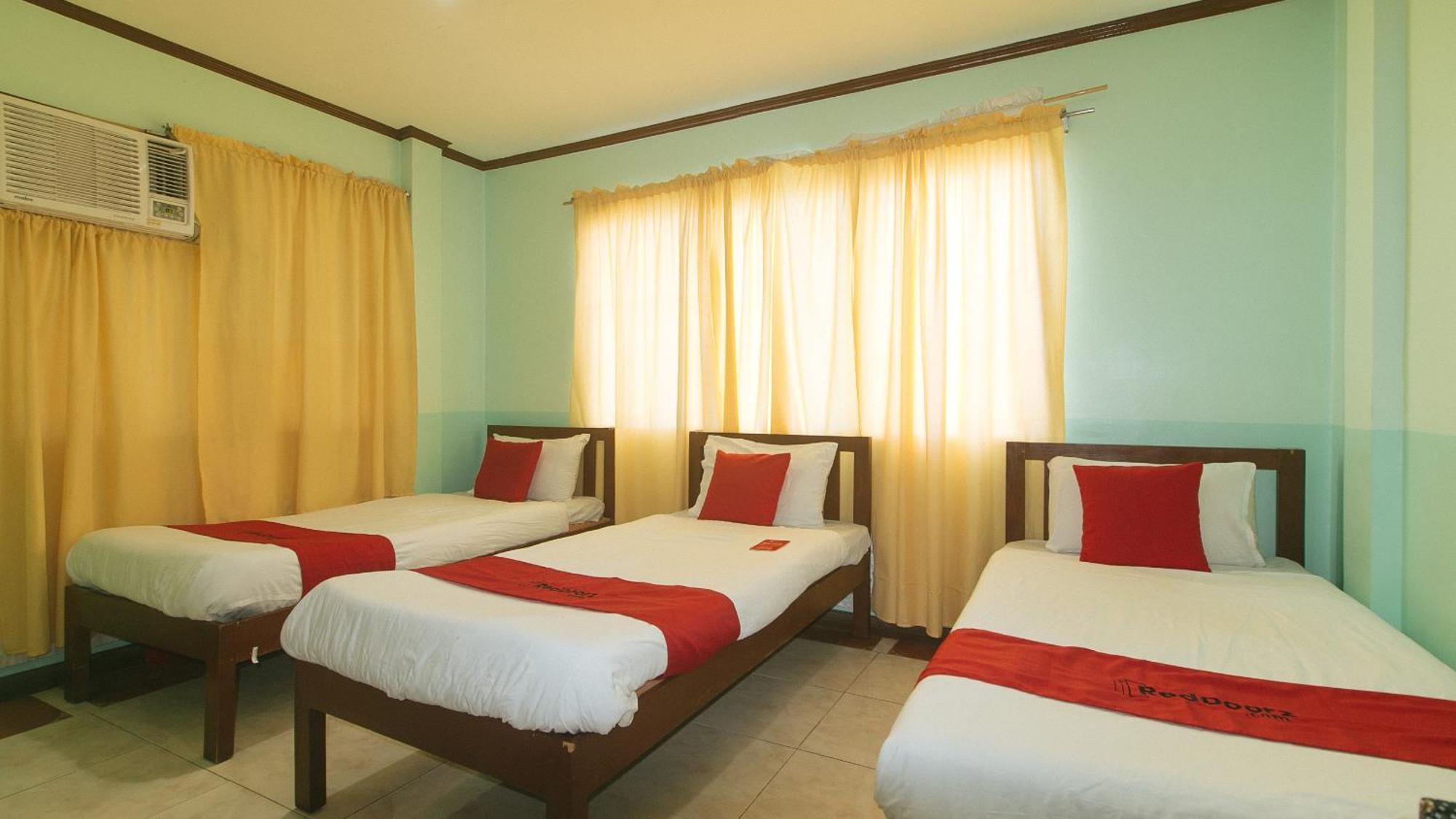 Reddoorz At Maanyag Pension House Mandaue Cebu Exterior photo